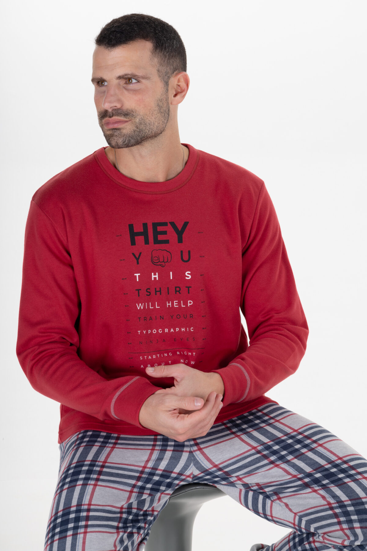Pijama hombre navideño cuello redondo