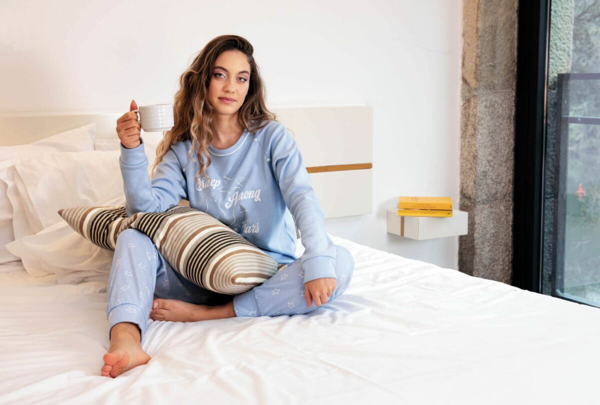 Pijama mujer cuello redondo